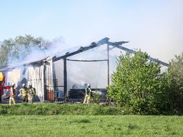 Schuur in de as gelegd door brand