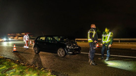 Foto: Bestuurder slaat op de vlucht na aanrijding