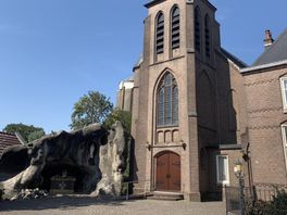 Zeker twintig dorpskerken moeten op termijn sluiten. Hoe kan dat?