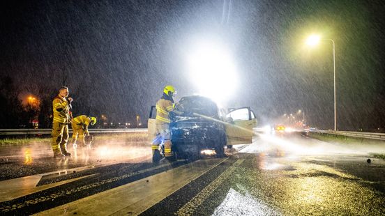 Auto brandt uit bij Heteren