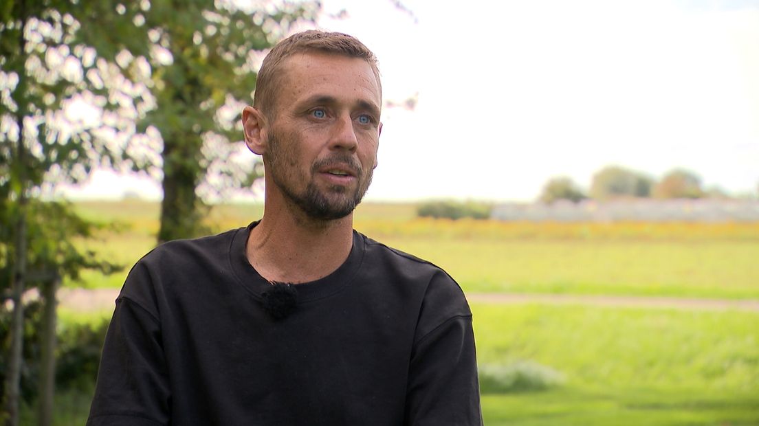 Aart van de Velde hield zijn zus tijdens de Kustmarathon van 2025 zo goed mogelijk uit de wind.