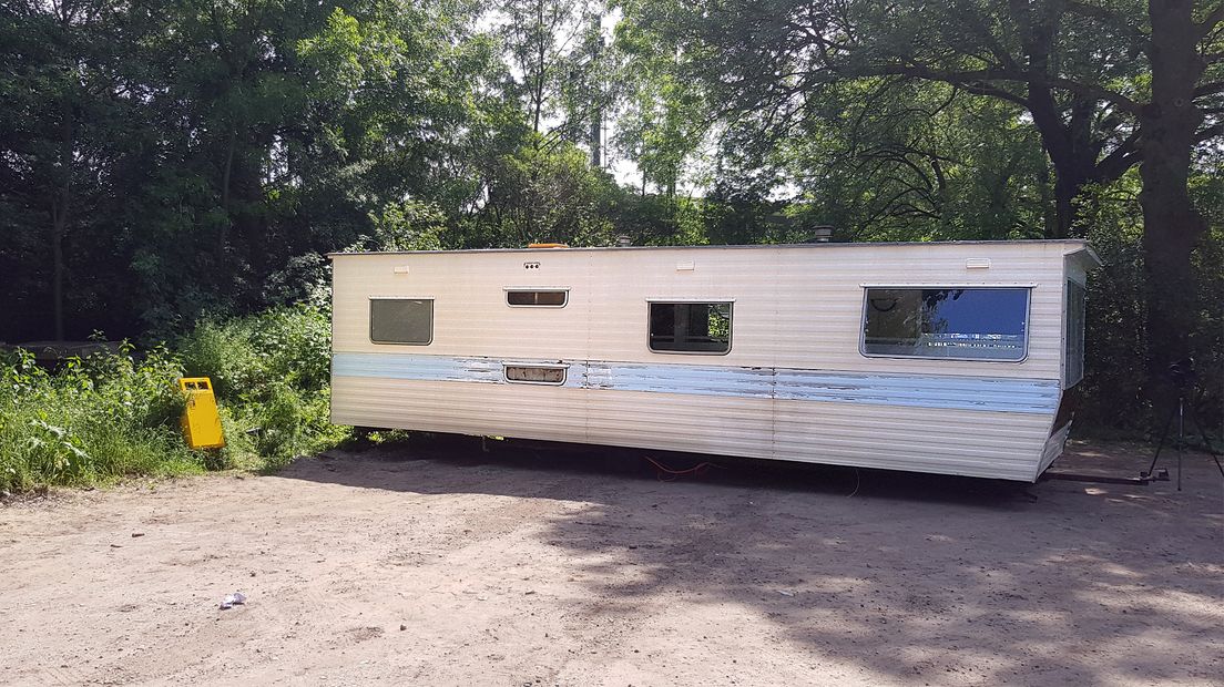 Het gezin Nicolich is op een parkeerplaats bij Fort Blauwkapel neergestreken.