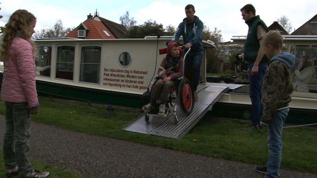 Rondvaartboot speciaal toegankelijk voor gehandicapten