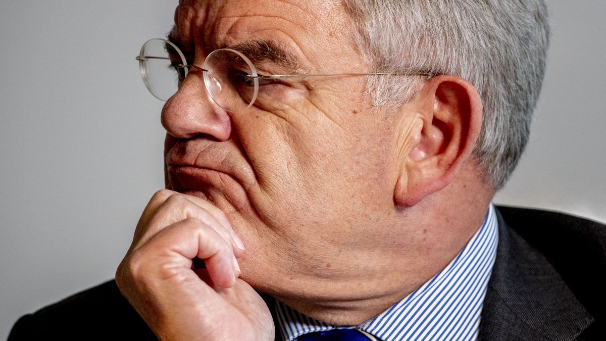 Hoofdverdachte aanslag nog vast, twee medeverdachten zijn broers - RTV