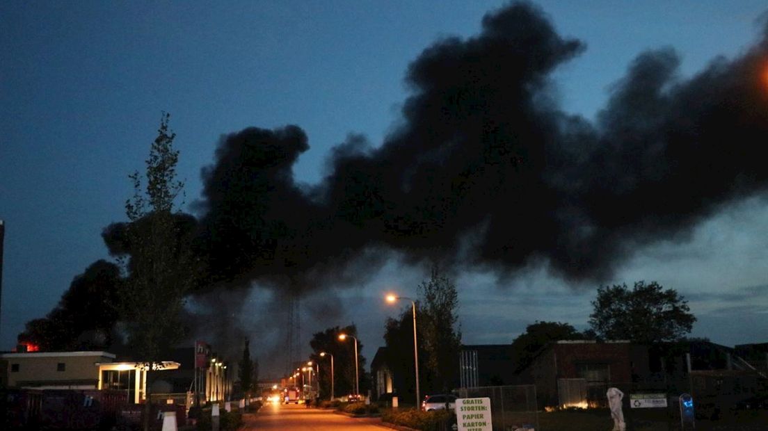 Brand bij sloopbedrijf Hein Heun Enschede