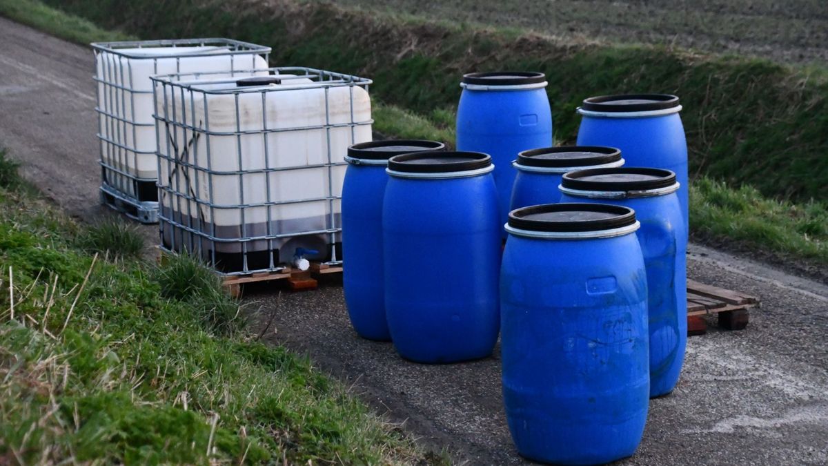 Vaten met drugsafval gedumpt bij Rilland
