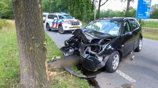 Militairen helpen bij botsing · voetganger gereanimeerd