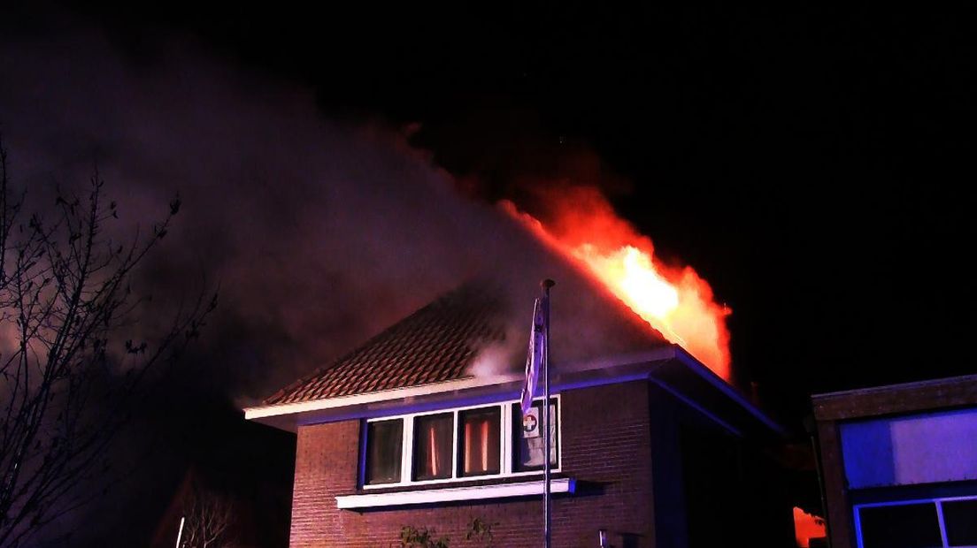 De brand was op zolder (Rechten: Persbureau Meter)