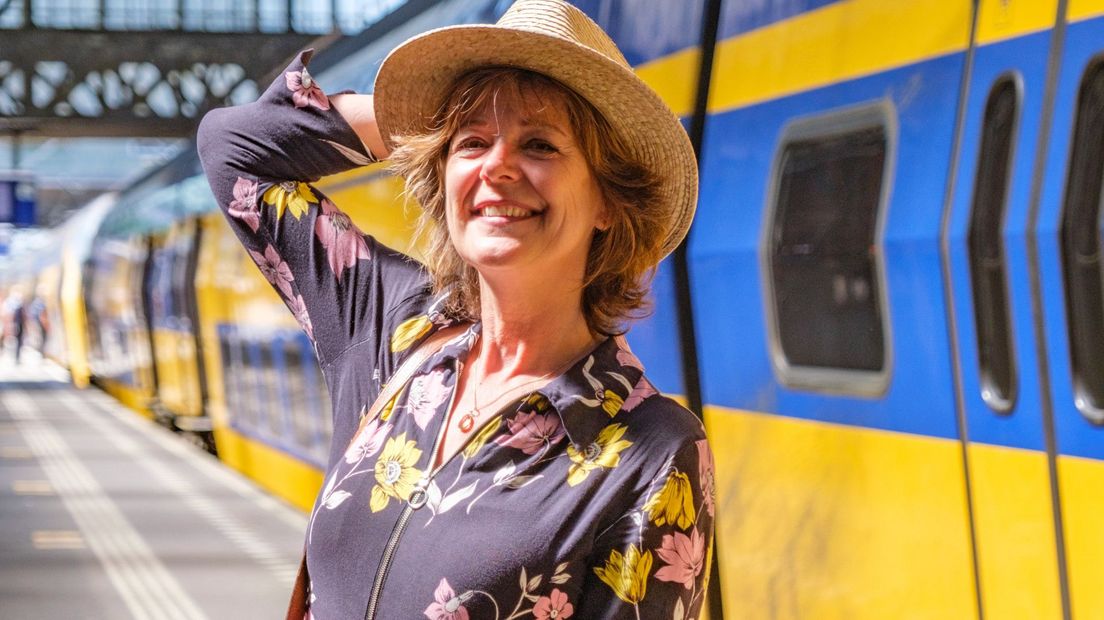 Karin van As is de nieuwe omroepstem van de NS