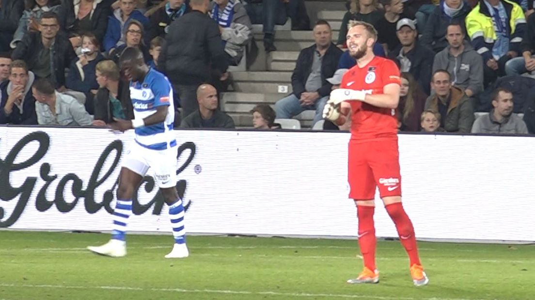 De Graafschap kon koploper worden, maar maakte daar volstrekt geen aanspraak op. NAC was met 3-0 te sterk.