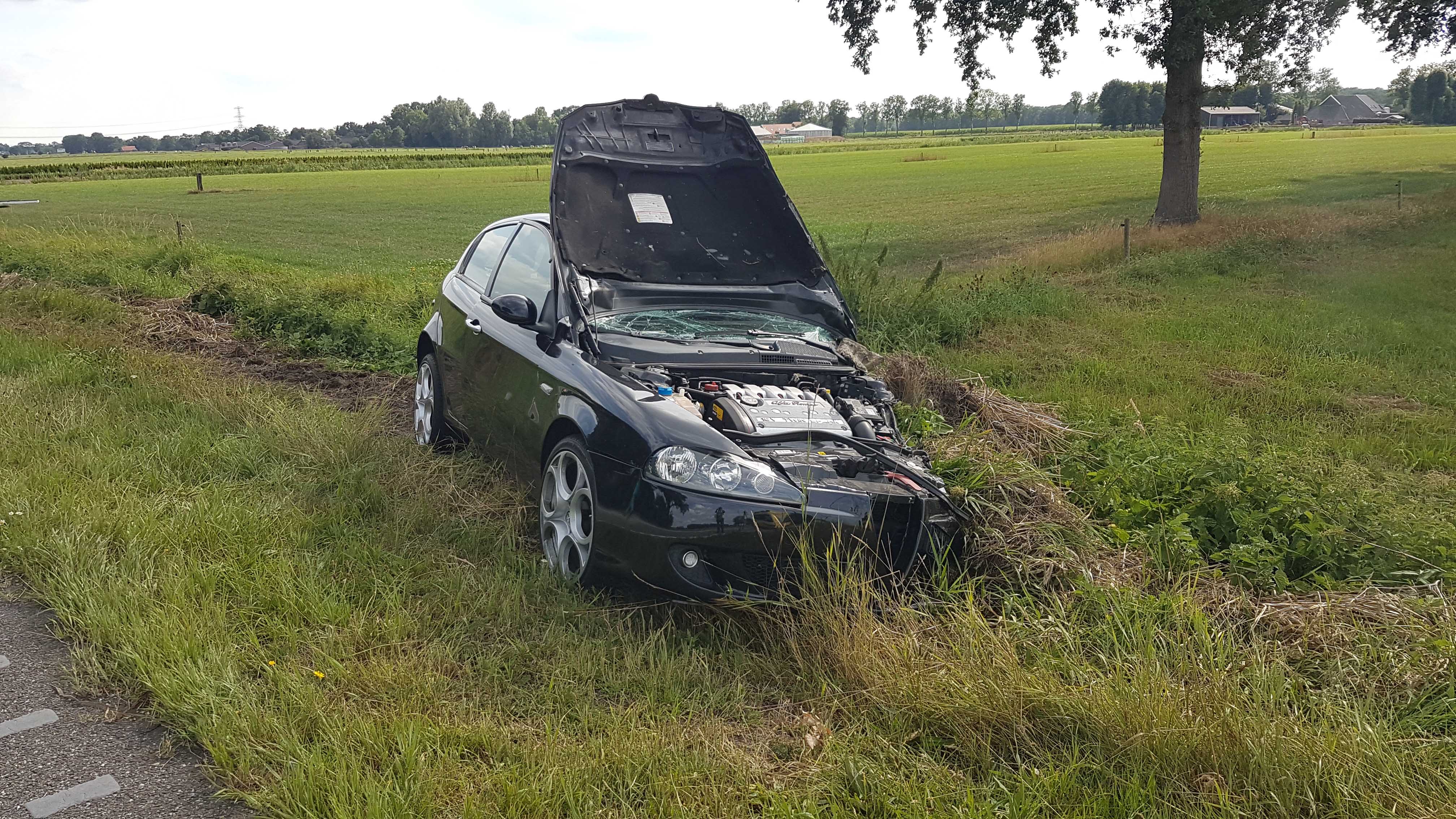 Meerdere Gewonden Bij Frontale Botsing Op N48 Bij Balkbrug - RTV Drenthe