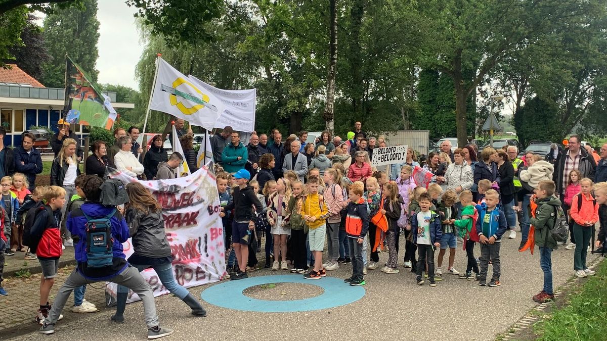 Minister moet van Tweede Kamer oplossing zoeken voor 'on hold' zetten N35 bij Mariënheem