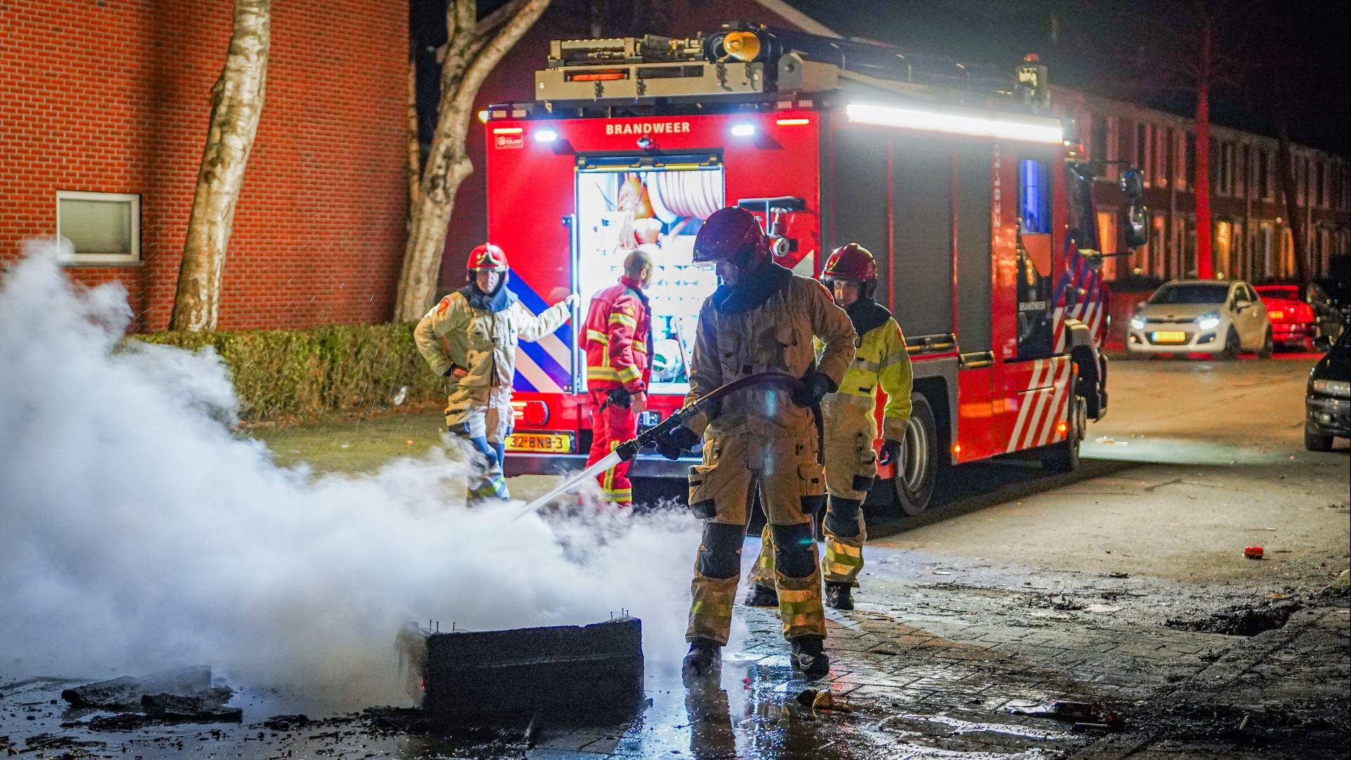 112-nieuws Zaterdag 30 December: Brandweer Rukt Uit Voor Brandjes In ...