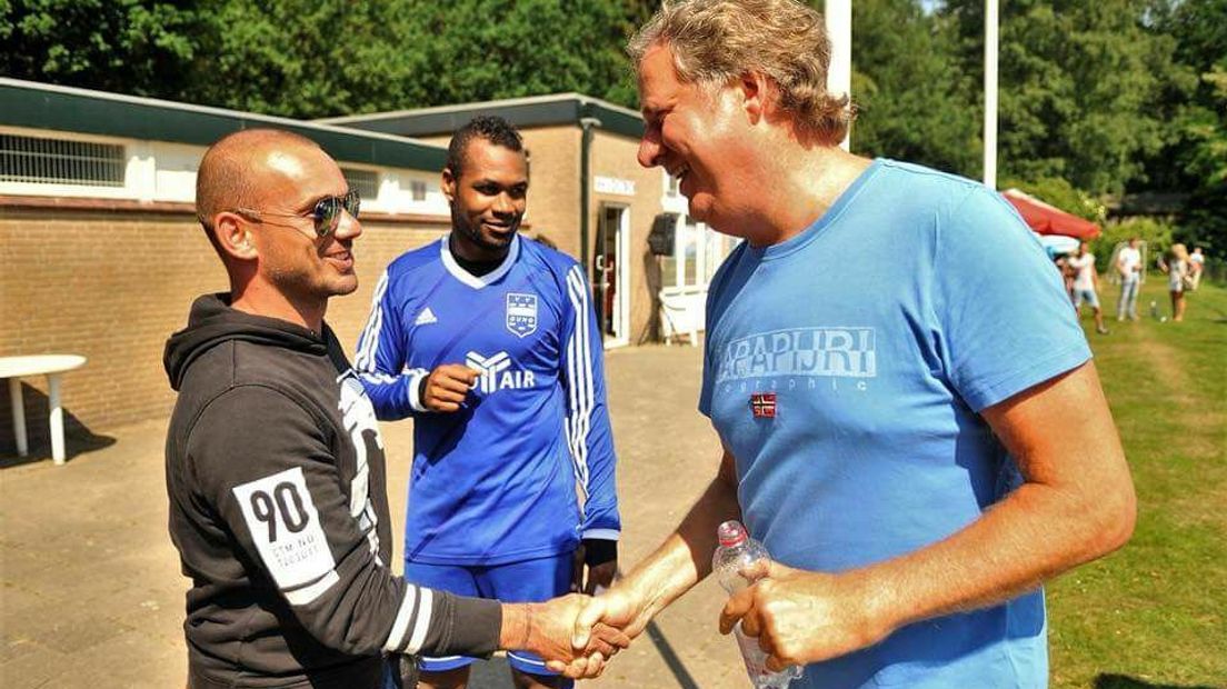 Wesley Sneijder op het sportpark in Doorwerth.