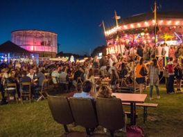 Theater, de zweefmolen en sangriabar: de Parade staat weer in het Westbroekpark