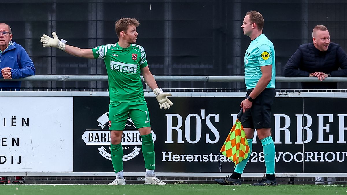 Na rode kaart voor de keeper geeft Harkemase Boys 2-0-voorsprong uit handen