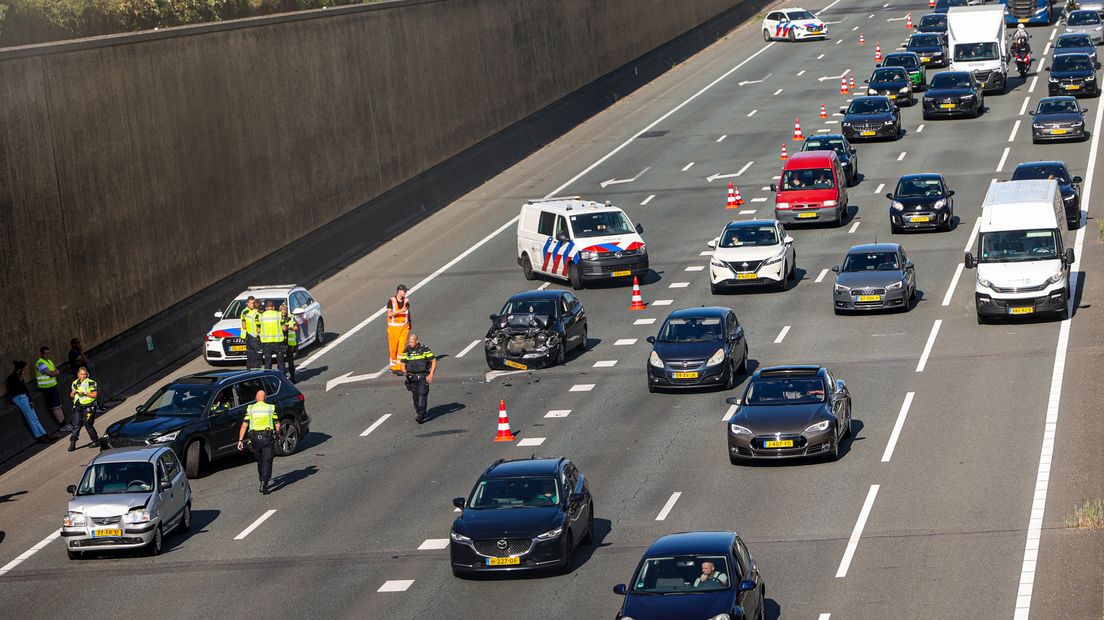 Bij een kettingbotsing op de A12 waren drie auto's betrokken