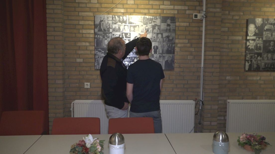 Roderick Klaver en Geert Elzinga bij the wall of fame