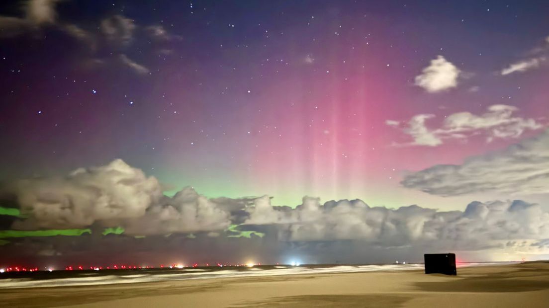 Noorderlicht bij strandslag 8 in Den Haag © Faisca Bianchi
