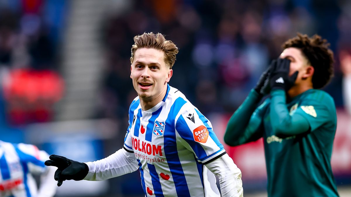 PEC Zwolle ondanks riante voorsprong onderuit op bezoek bij sc Heerenveen