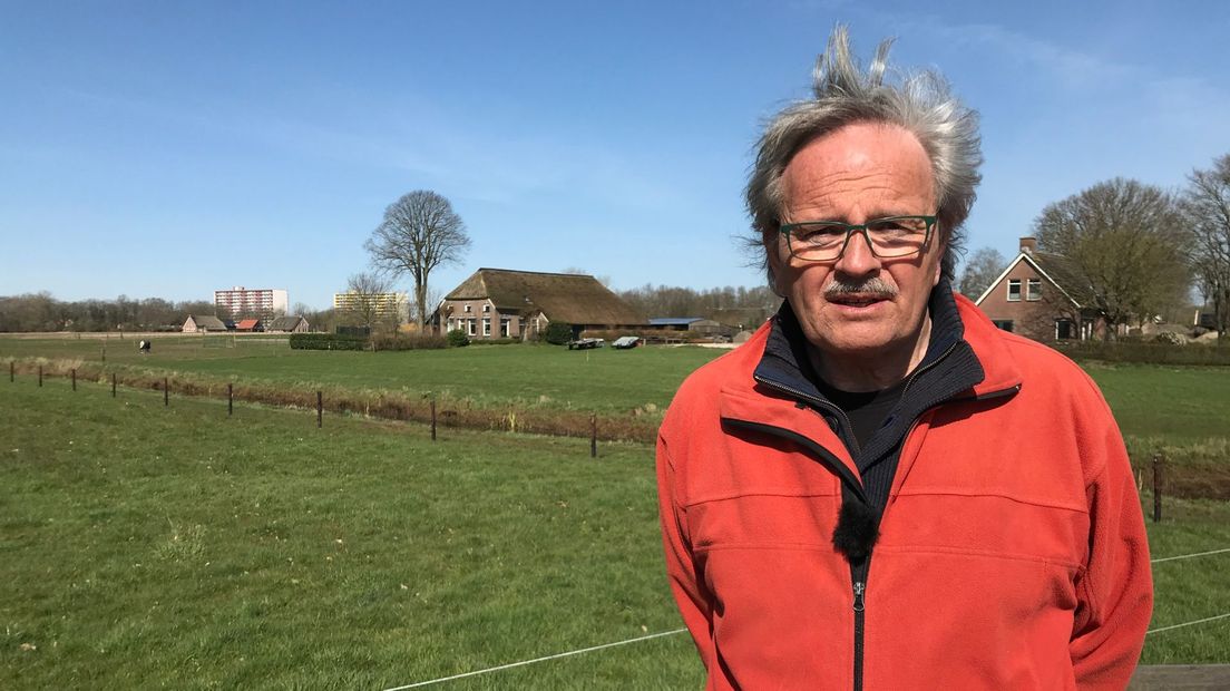 Bernhard Hanskamp in Schieven in het Drentse Aa gebied dat 'gelukkig' nooit door Assen is volgebouwd