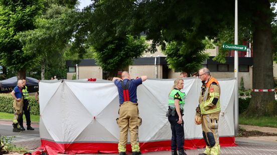 Fietser komt om het leven bij ongeval in Denekamp. Fietser komt om het leven bij ongeval in Denekamp.