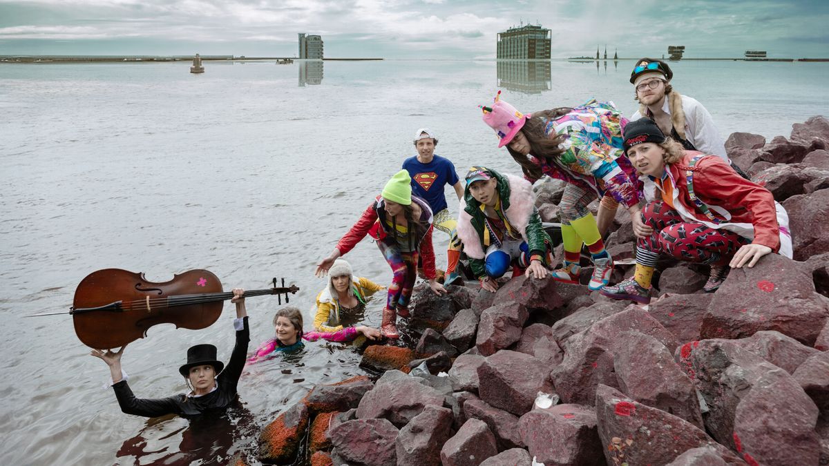 De zee als hoofdrol en een exploderende walvis: Zeeland Nazomerfestival strijkt neer op Schouwen-Dui