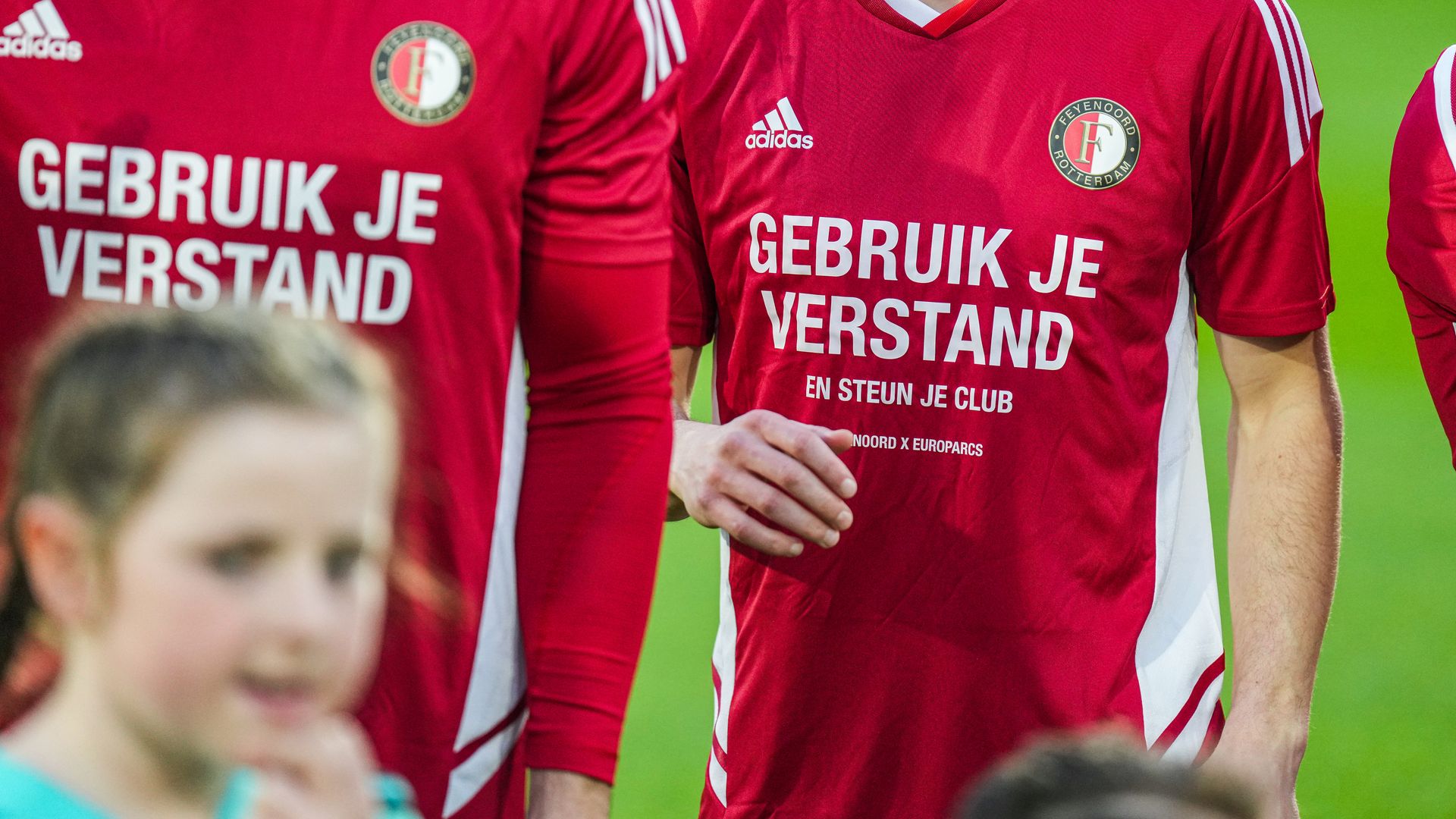 Het speciale shirt waarmee Feyenoord het veld betrad voor de competitiewedstrijd tegen RKC Waalwijk