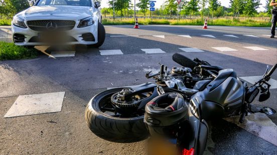 Alcohol in het spel bij zwaar ongeluk Enschede | Autobrand in Holten. Alcohol in het spel bij zwaar ongeluk Enschede | Autobrand in Holten.