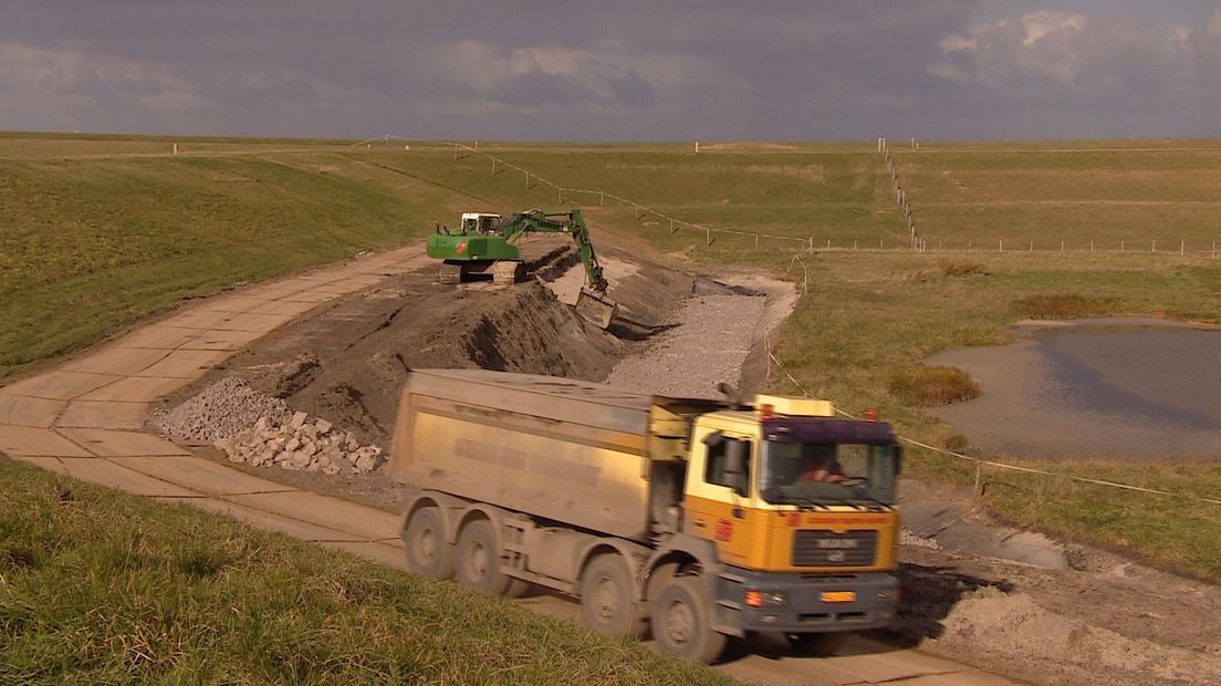 Werk aan zeewering is nooit klaar (video)