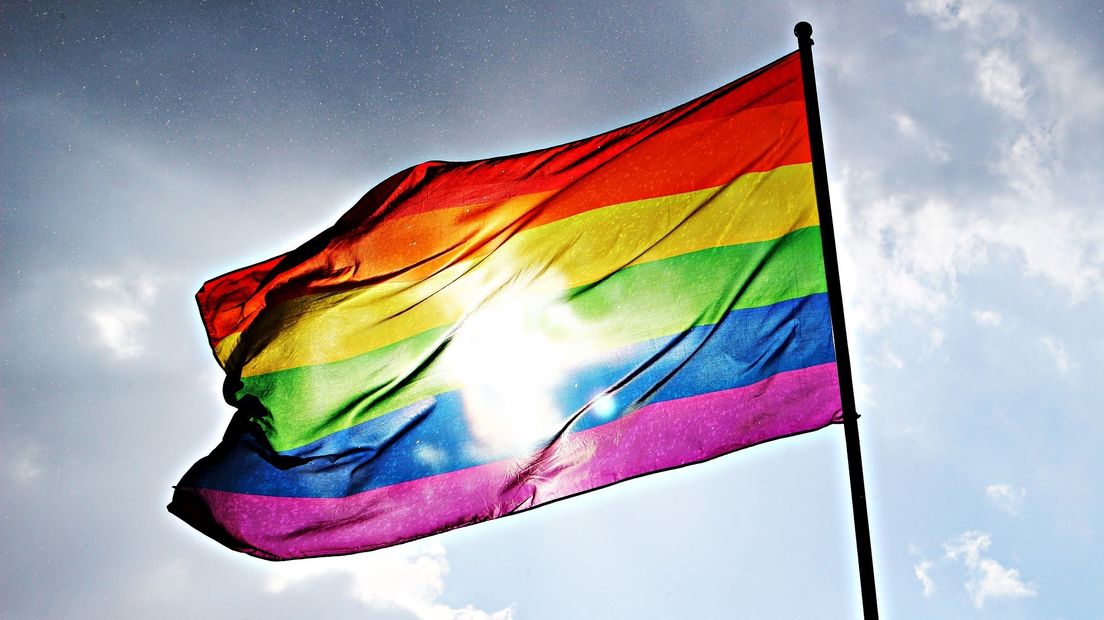 Toch regenboogvlag op Schouwen-Duiveland