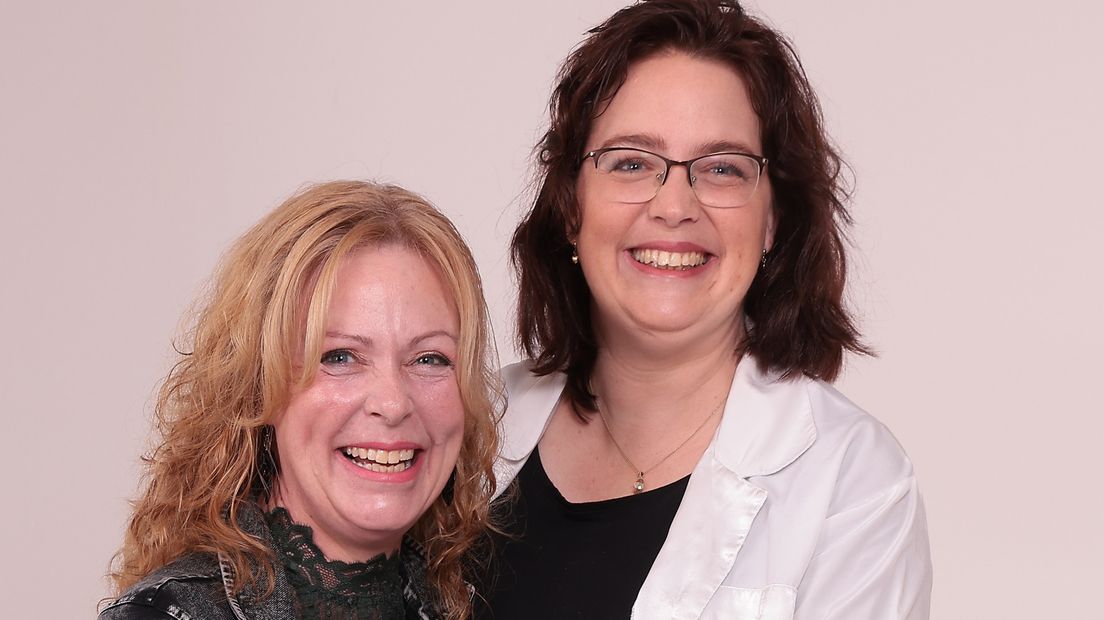De zussen Petra en Femke, initiatiefneemsters van de inzamelingactie