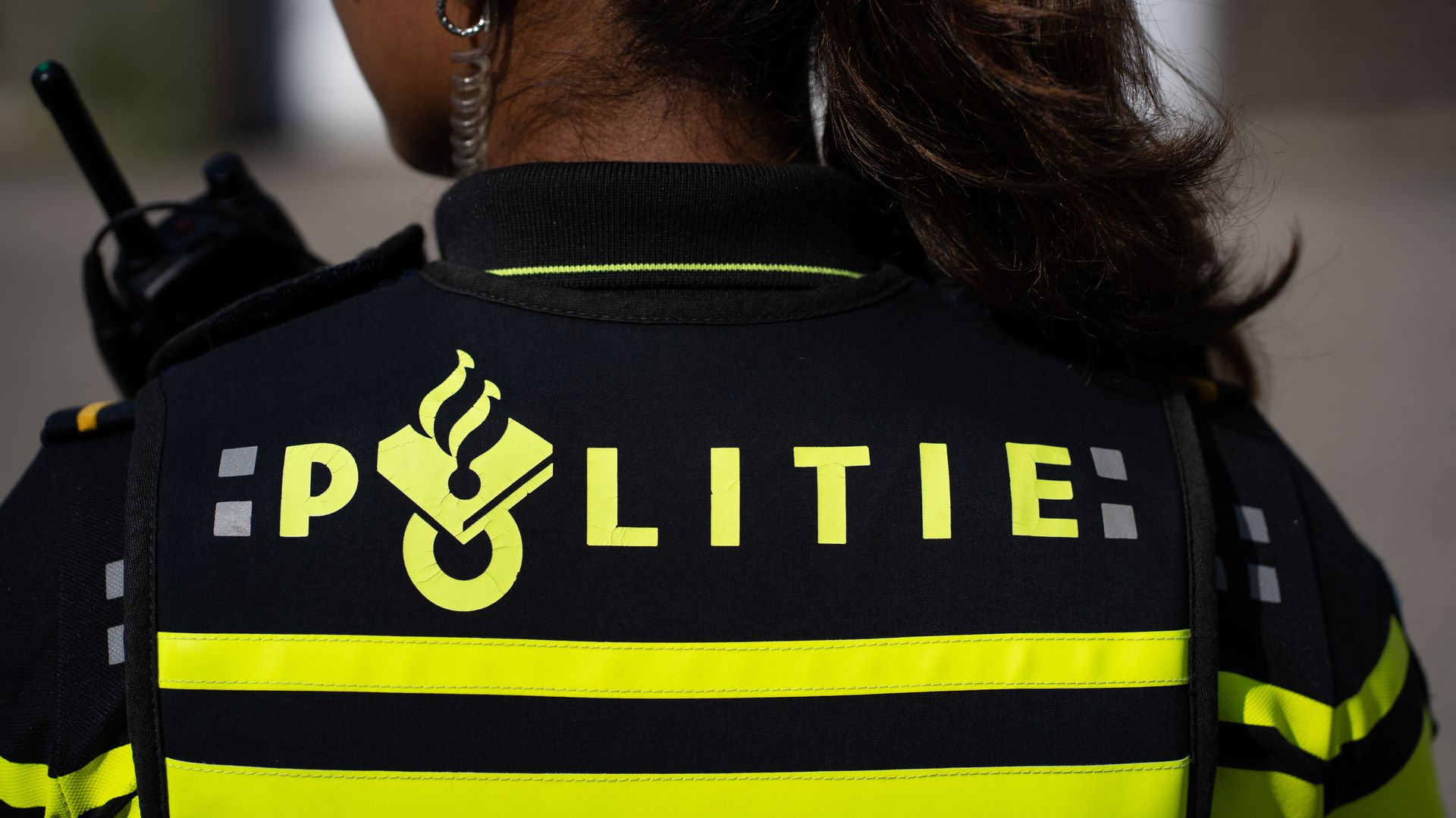 Naakte Man Op Fietspad, Politie Zoekt Scholieren - Omroep Gelderland