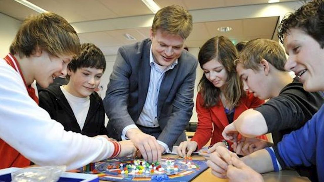 Pieter Omtzigt geeft EU-les in Tubbergen