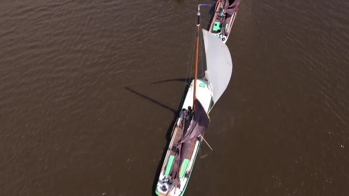 Kijk hier naar de start van de wedstrijd op De Veenhoop