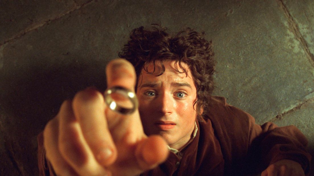 Frodo Ballings met de Ring die hij moet vernietigen