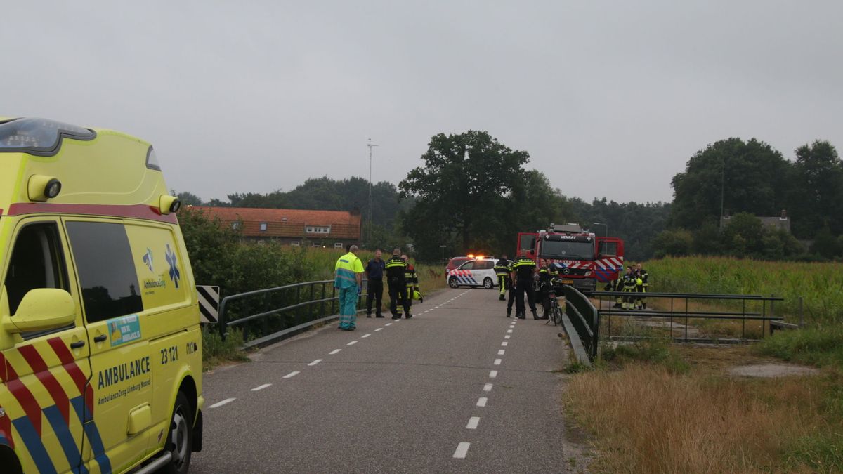 Lichaam overleden persoon gevonden in water Merselo