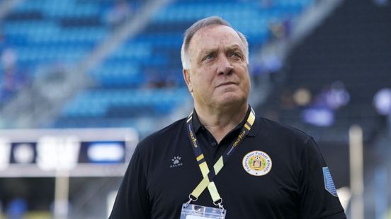 Dick Advocaat mist cruciale wedstrijd van Curaçao vanwege familieomstandigheden Nieuws