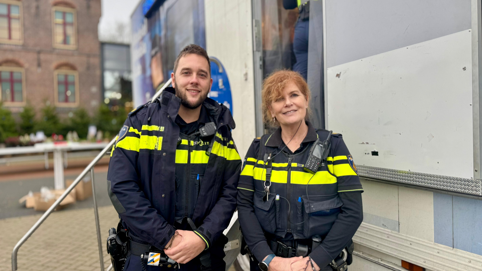 Babyvuurpijl klinkt lief maar dat is het niet, politie Woudenberg waarschuwt voor vuurwerk