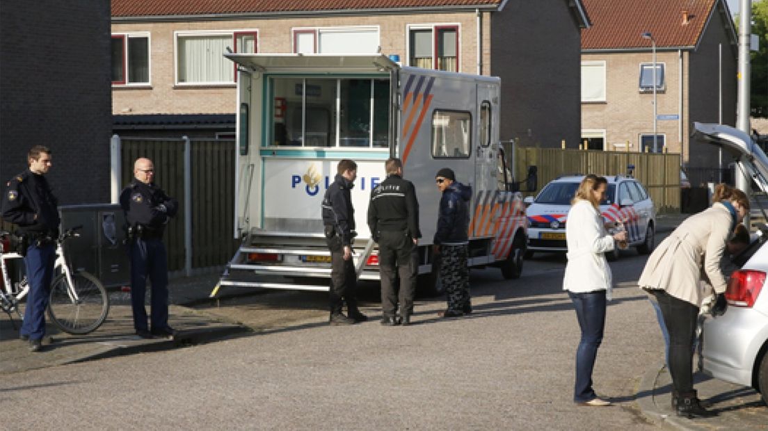 De politie heeft dinsdag een slag geslagen in de strijd tegen een criminele jeugdbende in Culemborg.