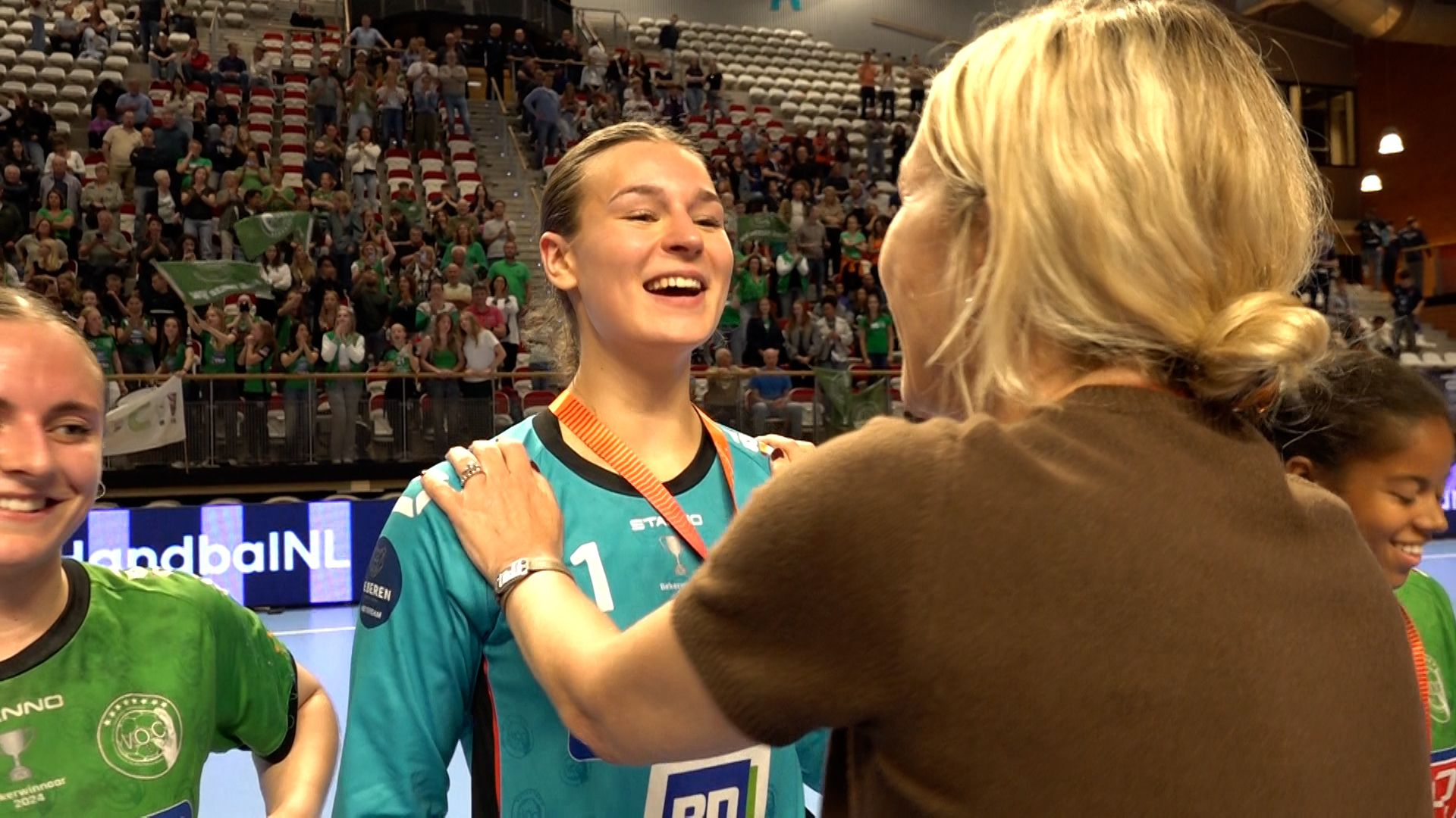 Nikki van der Vorst (18) wint prijs na prijs: 'Niet normaal'