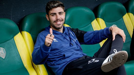 ADO Den Haag haalt oud-Spaans international binnen met een bijzonder verhaal Home