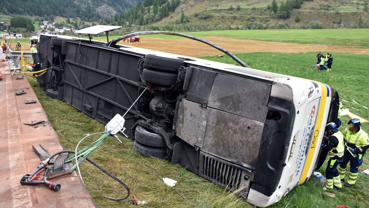Raadslid Montferland zat achter stuur van bus bij ongeluk met vijf doden