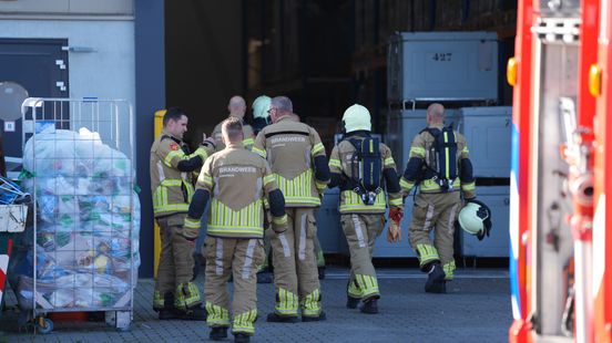 Brand bij distributiecentrum in Zwolle, pand ontruimd Home