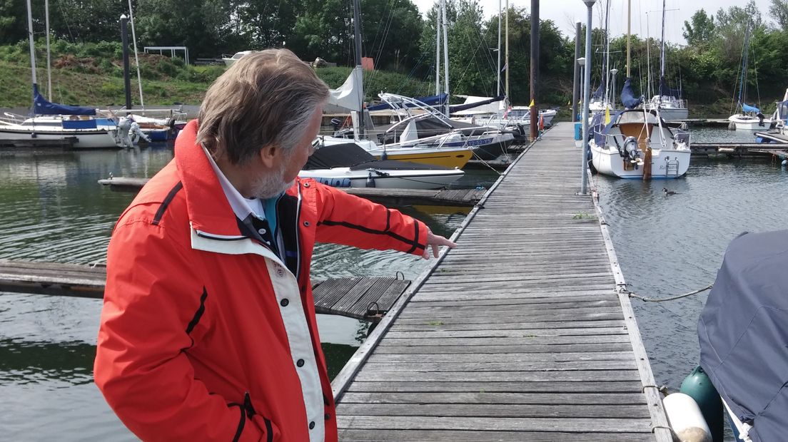 Eén van de oudste jachthavens van Nederland De Batavier in Niftrik, gaat flink op de schop. De gemeente Wijchen staat garant voor de € 500.000,- die de watersporters lenen voor de renovatie.