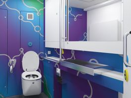 Toiletten in trein Emmen-Zwolle vaak defect: 'Ik moet uitstappen om te kunnen plassen'