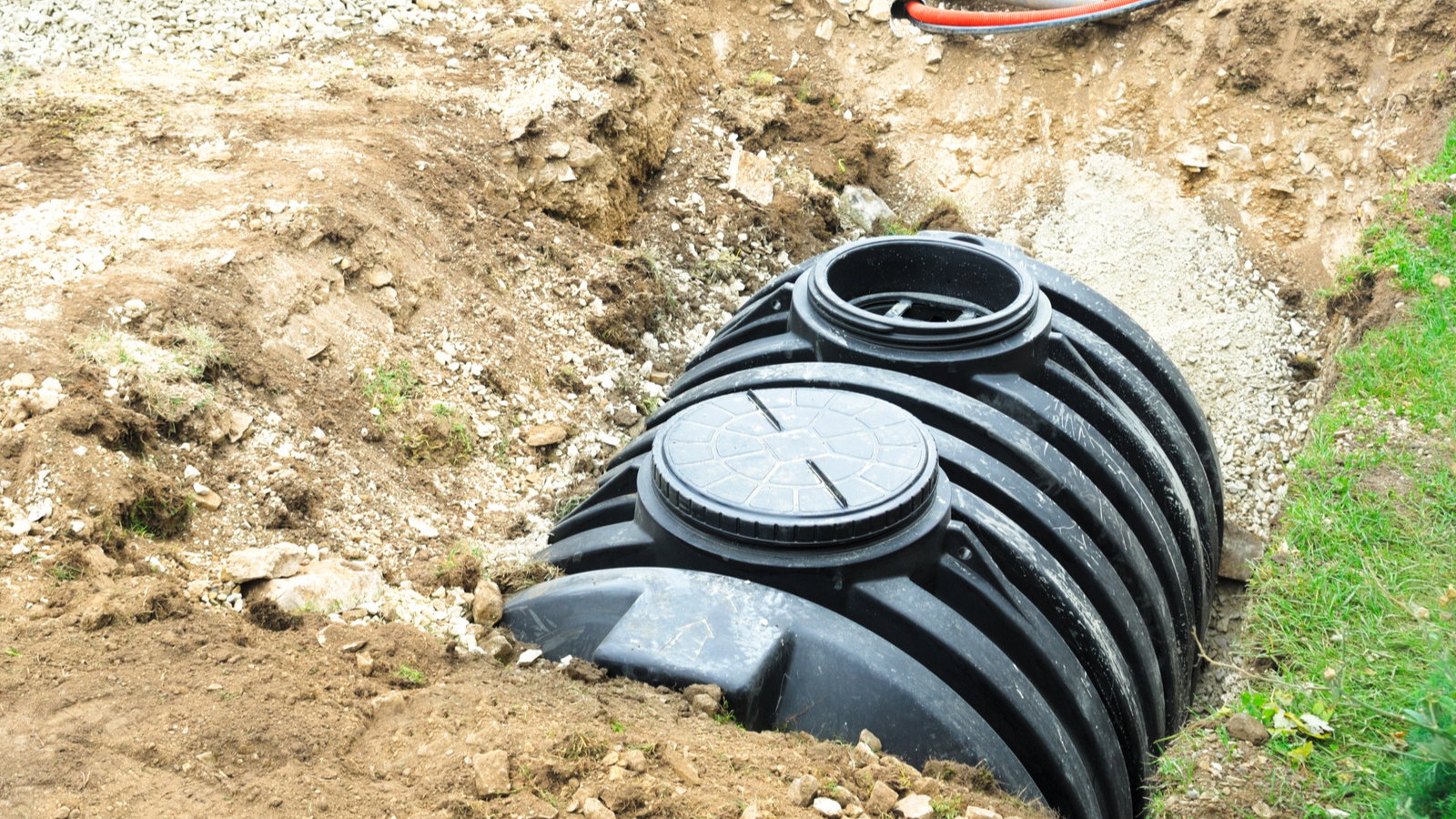 Bewoners buitengebied moeten duizenden euro's investeren voor waterzuivering: 'De vervuiling heeft grote impact op waterkwaliteit'