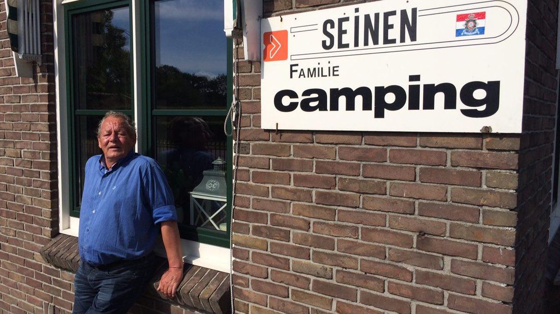 Campinghouder Seine Seinen probeert de beste camping te hebben. (Rechten: Hjalmar Guit / RTV Drenthe)
