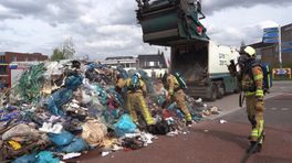 Stationsplein Coevorden vol afval na brand in vuilniswagen