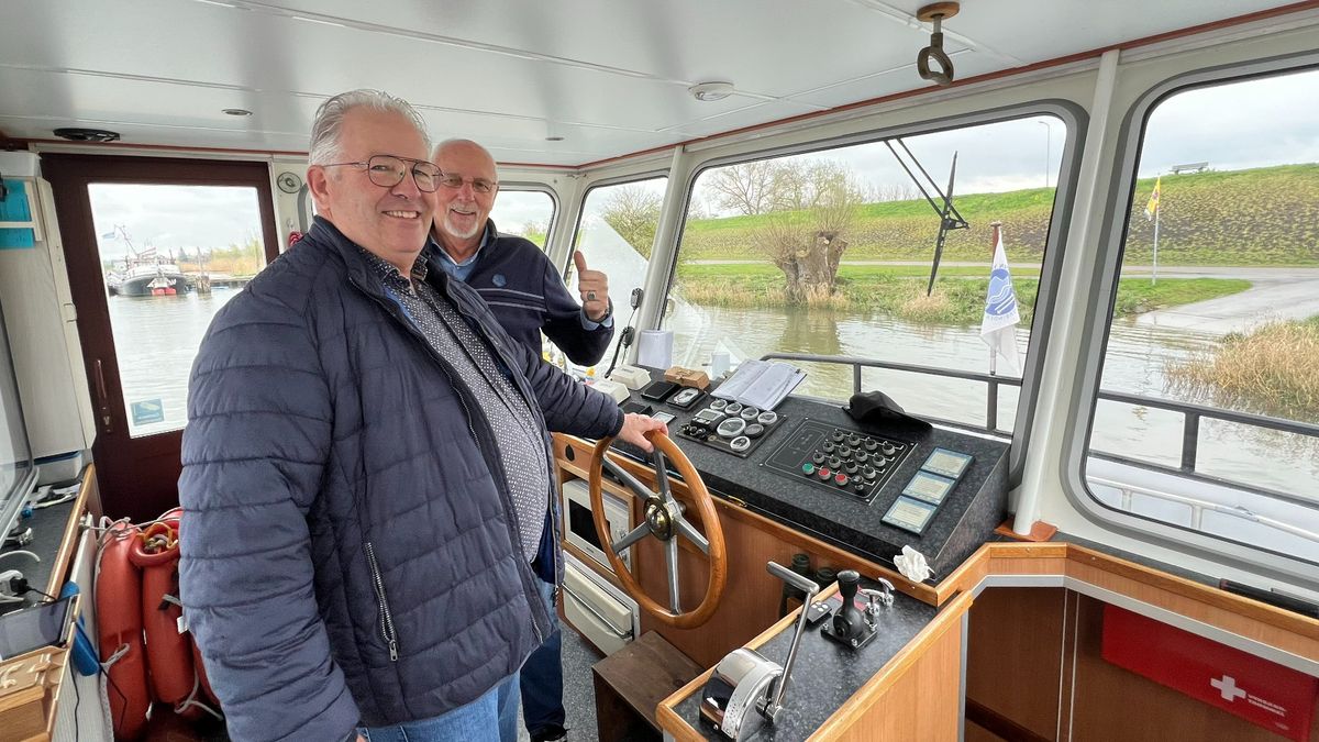Pontje Ameide is gered door nieuwe schippers - maar dat varen is nog niet zo simpel